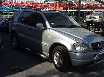 Mercedes ML 320 2000, Picture 3