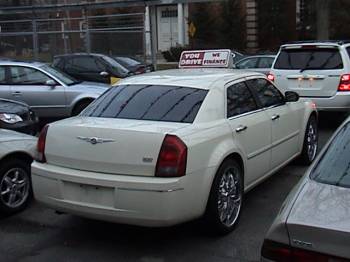 Chrysler 300 2005, Picture 2