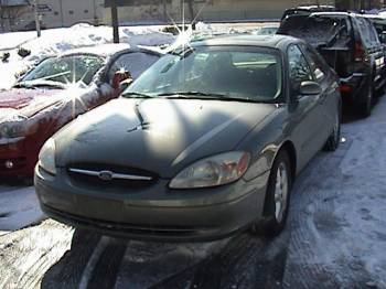Ford Taurus 2001, Picture 1