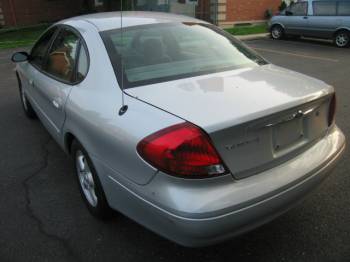Ford Taurus 2003, Picture 2