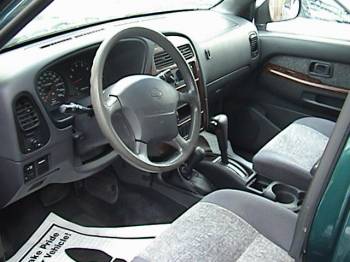 Nissan Pathfinder 1997, Picture 4