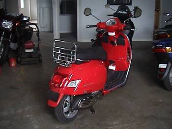 Vespa scooter 2007, Picture 3